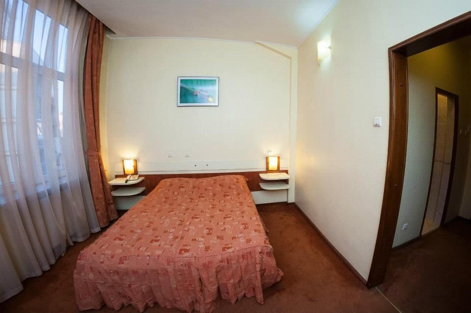 Hotel Astoria City Center Яссы Экстерьер фото