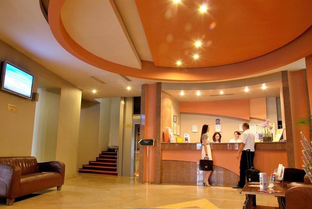Hotel Astoria City Center Яссы Экстерьер фото
