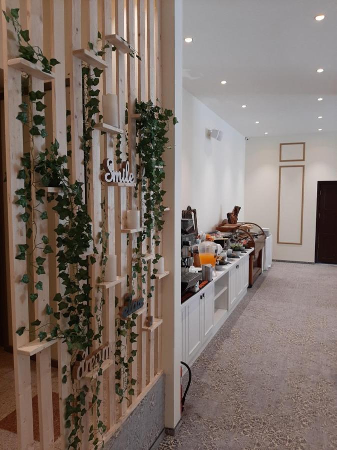 Hotel Astoria City Center Яссы Экстерьер фото