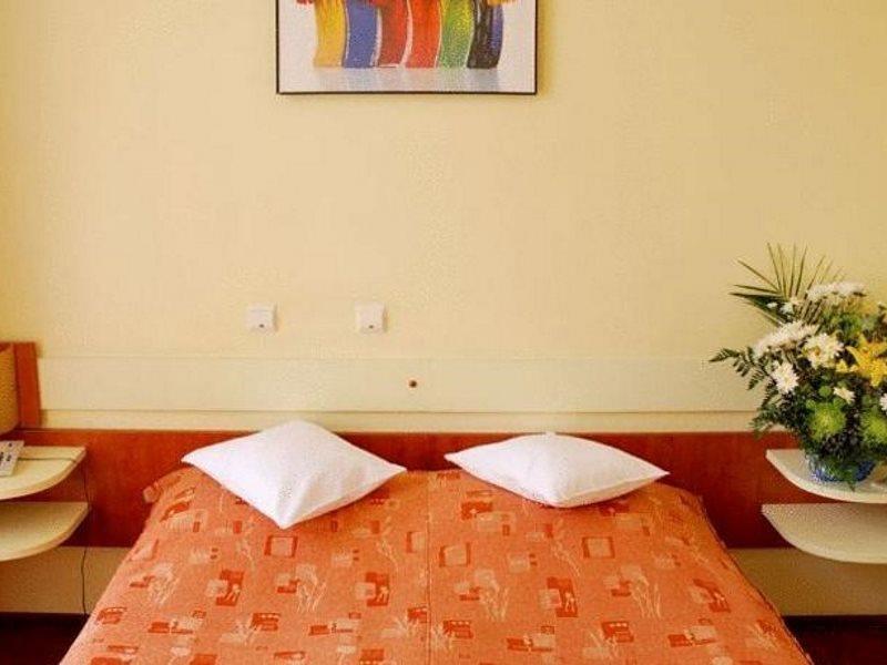 Hotel Astoria City Center Яссы Экстерьер фото